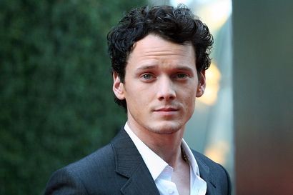 Ep. 229 | Anton Yelchin & Stephnie Weir